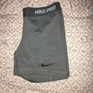 Nike Pro